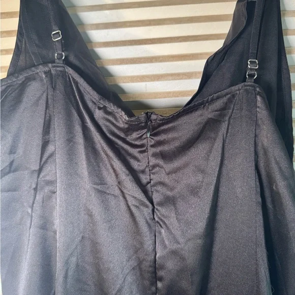 PrettyLittleThing Black Satin Cowl Neck Slip Dress XL NWT - Picture 4 of 6